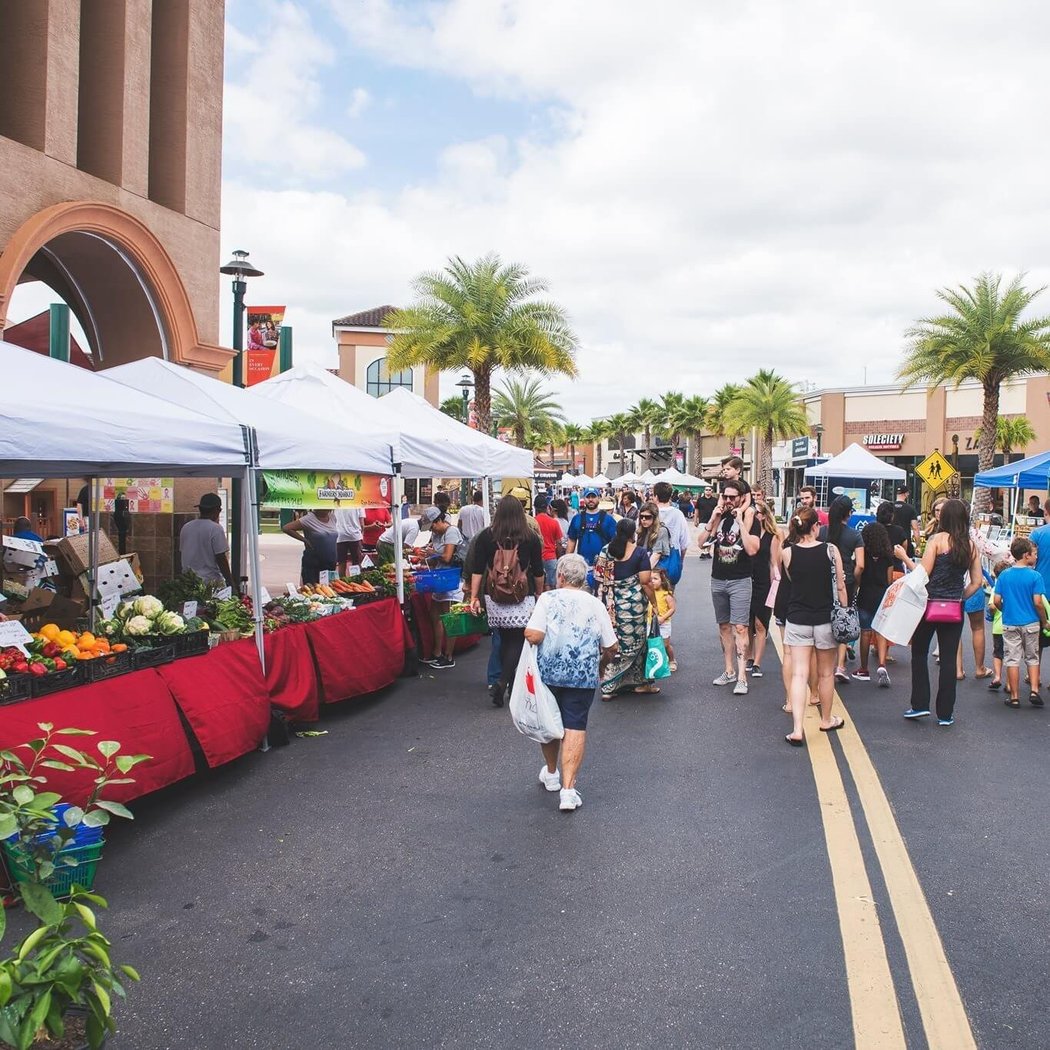Fresh Market at Hyde Park Village 4